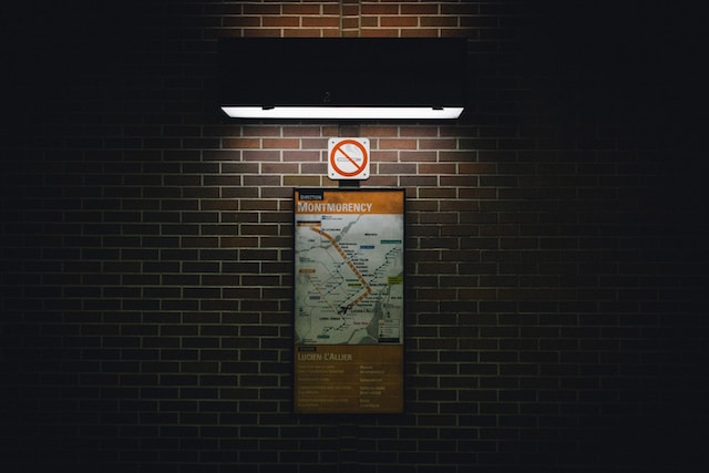 A subway map with symbols at its bottom.